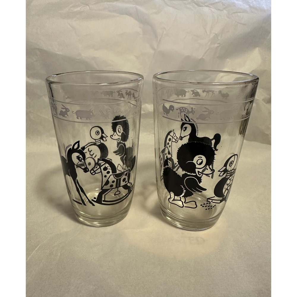2 Swanky Swig Juice Glasses Black Horses & Ducks
